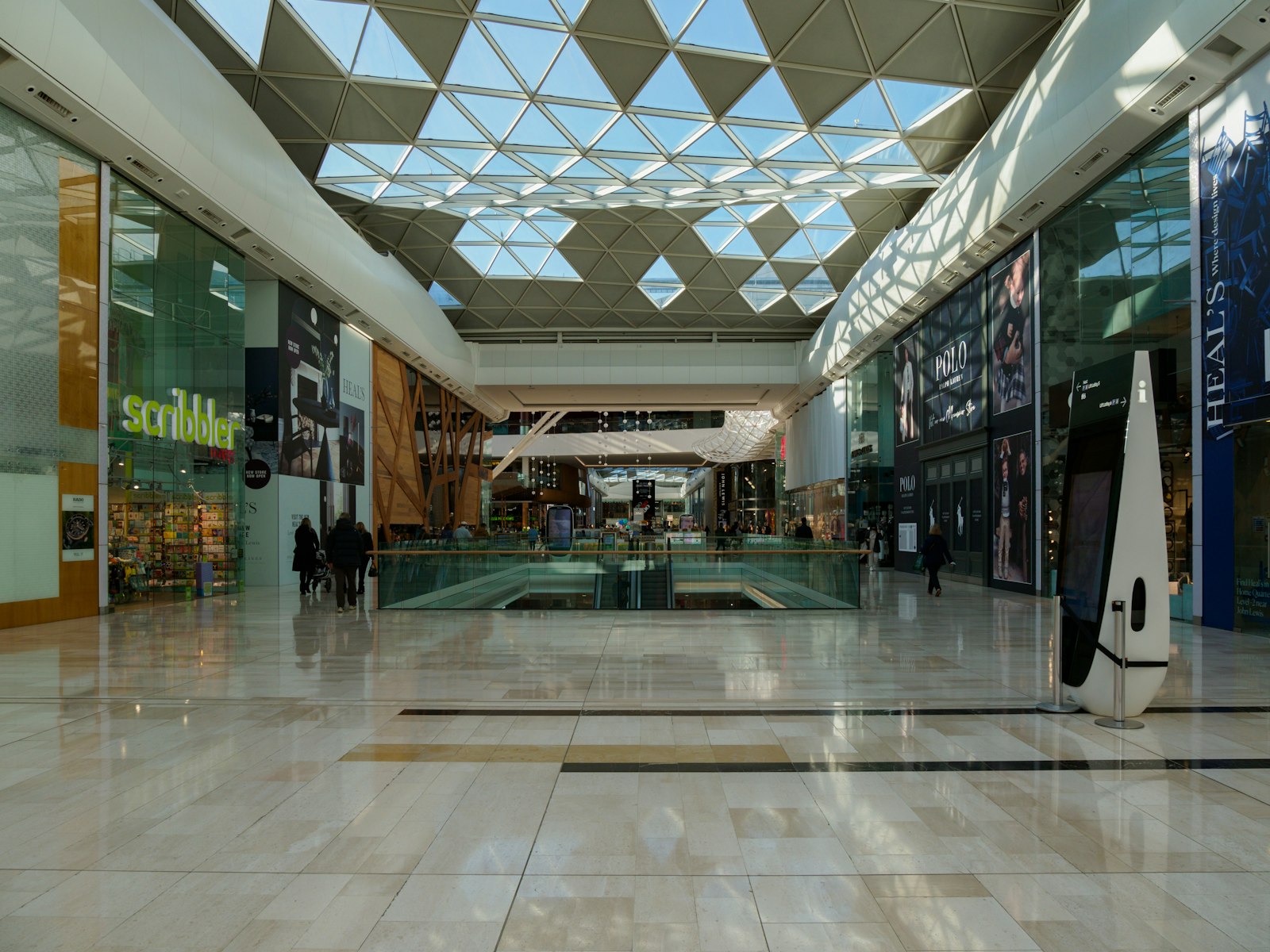 Crescent Mall - Crescent Mall, Bakı